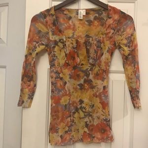 😍 Daisy & Clover floral Semi sheer top XS
